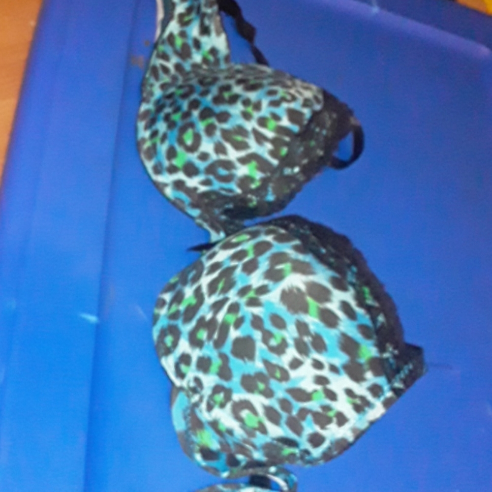 New bra without tags